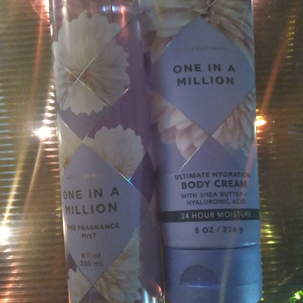 One 1 in a Million Spray Mist and Body Cream